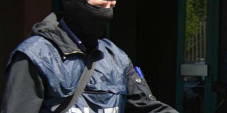 Attentato Bruxelles, perquisizioni in Italia: indagini su cerchia virtuale attentatore