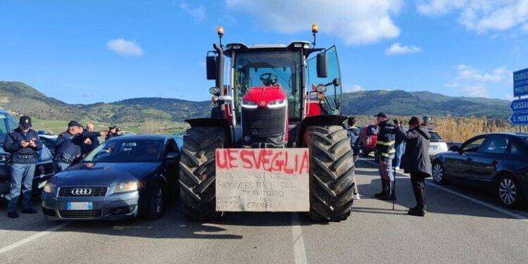Gli agricoltori: ‘La prossima settimana la protesta a Roma’