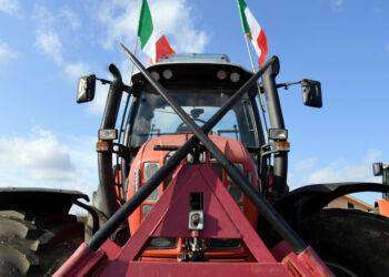 Trattori, Riscatto agricolo annulla la manifestazione di Roma: ‘Per non incrinare il rapporto con la popolazione’