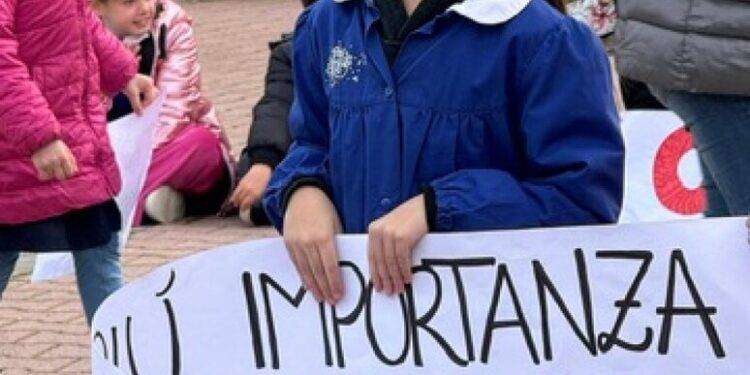 Genitori, alunni e prof S.Teodoro contro accorpamento con Budoni