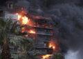 Valencia: incendio divora due grattacieli, almeno 4 morti carbonizzati e oltre 20 dispersi