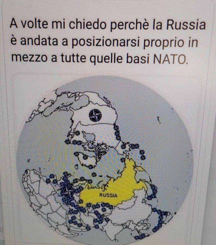 La Russia posizionata intorno alle basi Nato: su Facebook colpisce la censura