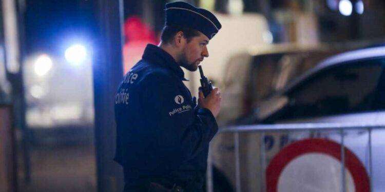 Bruxelles, 4 adolescenti arrestati con l’accusa di terrorismo