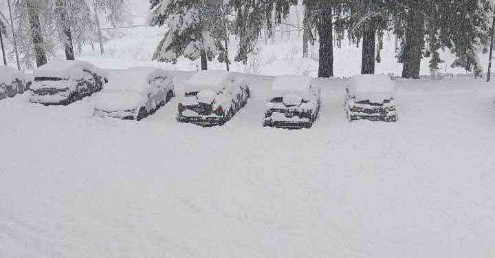 Maltempo, come da previsioni: Alpi sepolte dalla neve