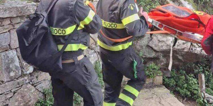 Siniscola, escursionista in difficoltà soccorsa dai vigili del fuoco