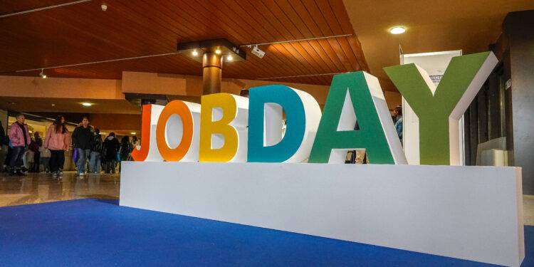 Lavoro: chiuso a Cagliari il tour dei Job Day Sardegna 2024