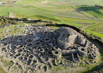 I francesi innamorati del complesso nuragico di Barumini
