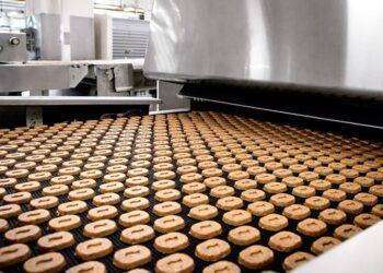 Firmato contratto dell’industria alimentare, 280 euro in più