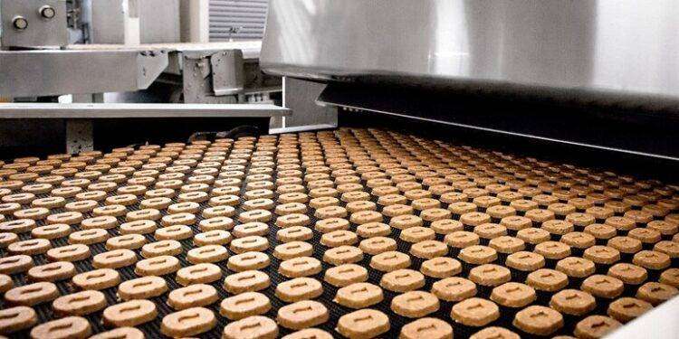 Firmato contratto dell’industria alimentare, 280 euro in più