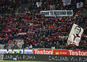 La storia del Cagliari raccontata da scrittori tifosi