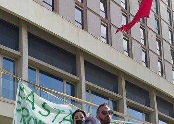 Oss precari in Regione, ‘noi lavoratori usa e getta’