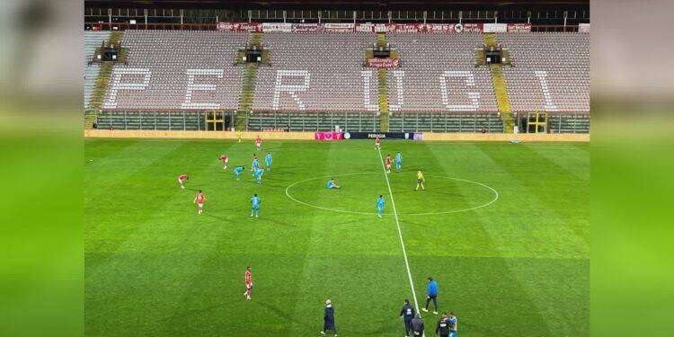 Perugia-Pineto 2-2: rissa nella Curva Nord e gara sospesa