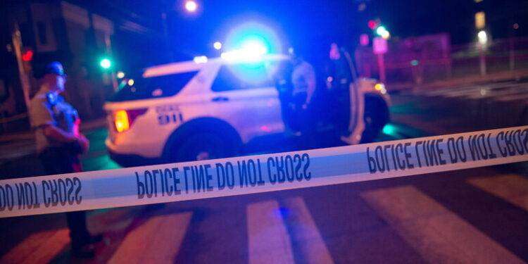 Spari vicino a Filadelfia, almeno 3 morti, caccia all’uomo
