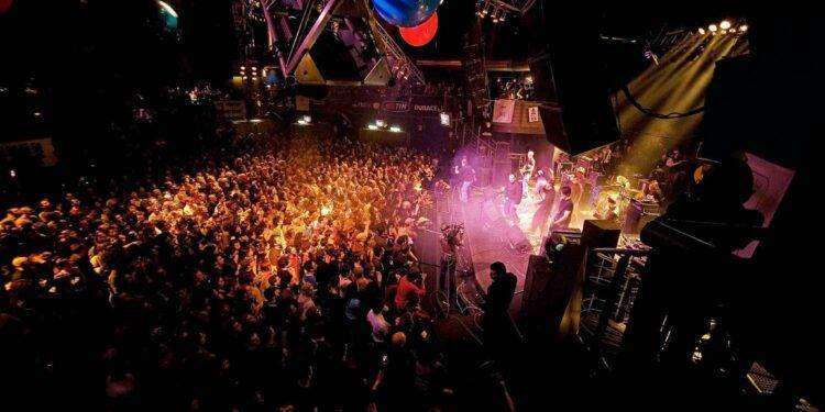 Pasquetta a suon di Rock a Porto Torres, live i Rezophonic