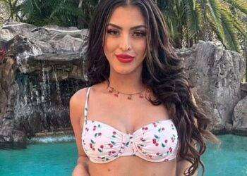 Sophia Leone, morta a 26 anni l’attrice porno: trovata senza vita in casa dal patrigno