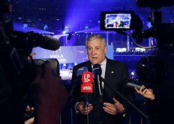 Tajani a Bucarest solleva il caso di due italiani detenuti