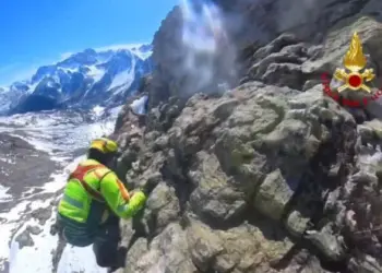 Acceglio (CN), recuperati due escursionisti bloccati sulla Rocca Provenzale