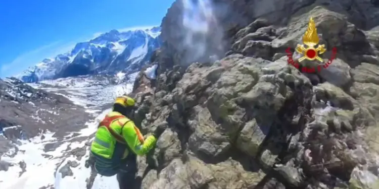 Acceglio (CN), recuperati due escursionisti bloccati sulla Rocca Provenzale