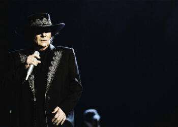 Renato Zero, dopo piume e maschere ora scelgo l’essenza