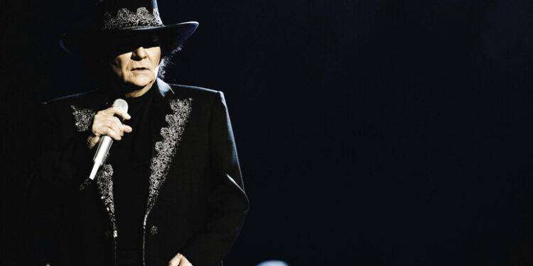 Renato Zero, dopo piume e maschere ora scelgo l’essenza