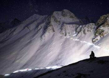 Trovati morti 5 scialpinisti dispersi sulle Alpi svizzere