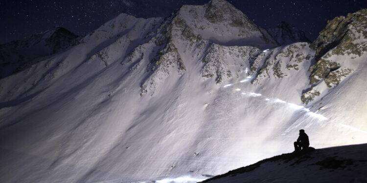 Trovati morti 5 scialpinisti dispersi sulle Alpi svizzere