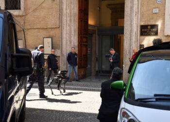 Evacuato Ministero cultura per allarme bomba, arriva Saetta