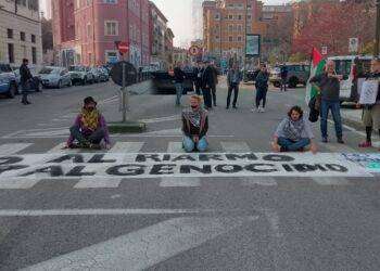 Ultima Generazione: Verona contro il G7 e per la democrazia diretta