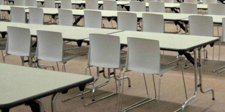 Concorso per la scuola, 15000 docenti per 1500 posti nell’Isola