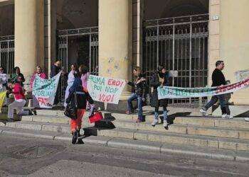 Oss precari in corteo a Cagliari, ‘basta promesse’