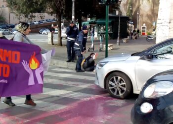 Azione del movimento Bruciamo Tutto a Roma, ecco cosa è successo