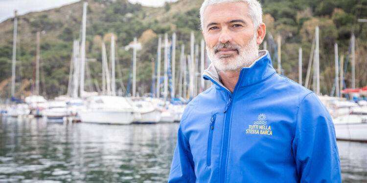 Nuova impresa in kayak, giro dell’Isola in nome dell’ambiente