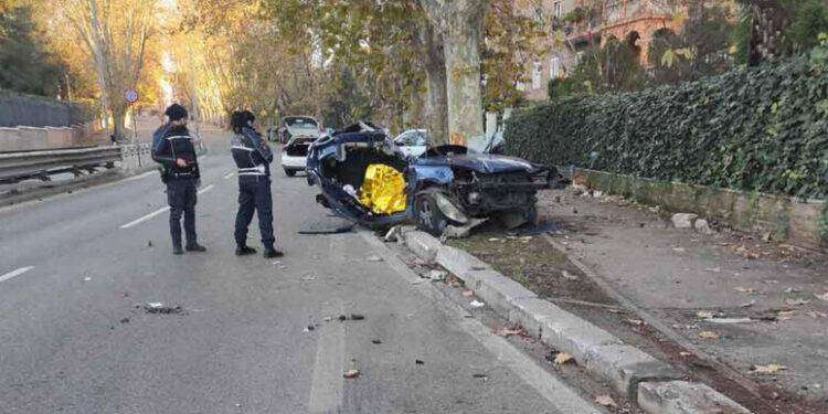 Travolto e ucciso da auto davanti villa Borghese a Roma