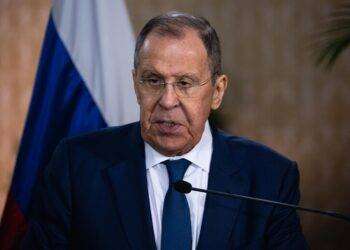Lavrov risponde a Macron, ‘le truppe occidentali sono già in Ucraina’