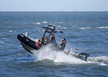 Migranti: bambina di 7 anni muore in naufragio nella Manica