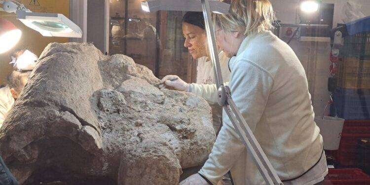 Il restauro dei Giganti di Mont’e Prama in presa diretta