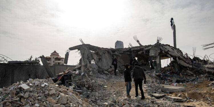 Wafa, 11 palestinesi uccisi in raid del regime israeliano a Rafah