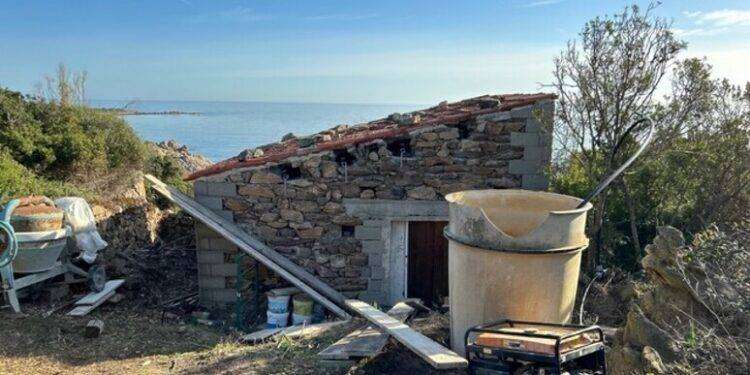 Porto Ottiolu, Grig segnala cantiere abusivo a Cala dei Francesi