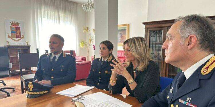 Piano Questura Cagliari per ridurre attese per il passaporto