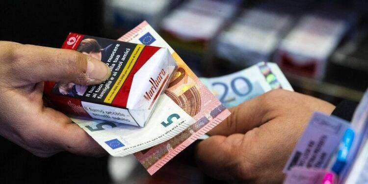 Scatta la nuova tranche di aumenti per le sigarette