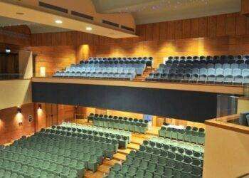 Un tour dietro le quinte al Teatro Massimo di Cagliari