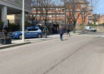 Allarme bomba al Tribunale di Tempio, evacuato lo stabile