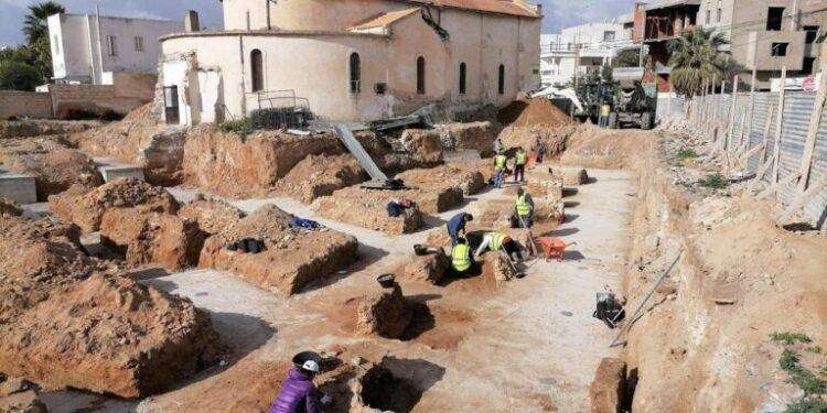 Tunisia: rinvenuto un cimitero di età romana con circa 30 sepolcri nei pressi di Sfax