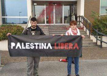 Palestina Libera e Ultima Generazione, Brescia: “Leonardo con le mani sporche di sangue”