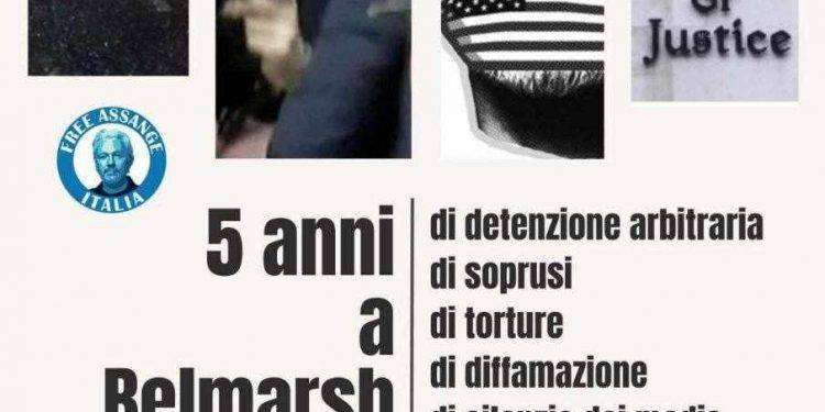 Roma, sit-in per la liberazione di Julian Assange