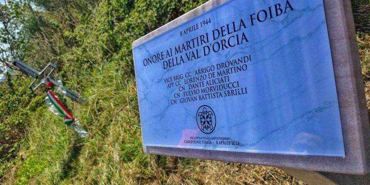 Siena, Casa Pound ricorda 5 militi della RSI infoibati in Val D’Orcia