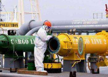 La Cina prevede di acquistare una quantità record di petrolio russo nel mese di aprile