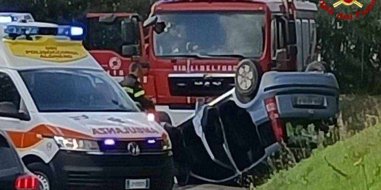 Maltempo, auto finisce fuori strada ad Alghero: tre persone in ospedale