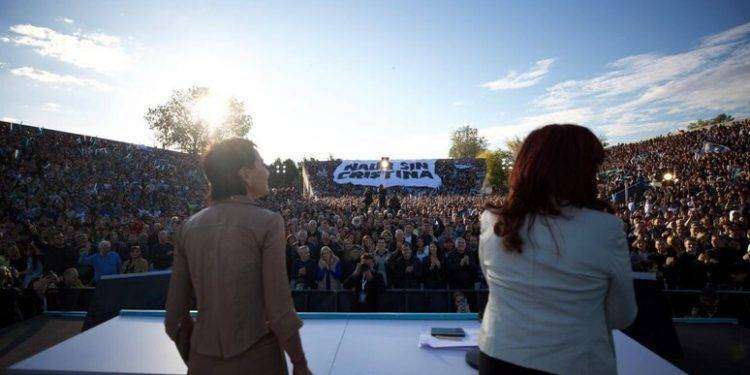 Argentina, Cristina Kirchner attacca l’anarco-capitalista Milei