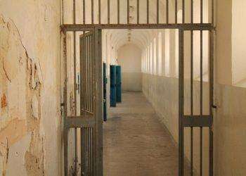 30 suicidi in carcere in Italia nel 2024, flash mob a Cagliari